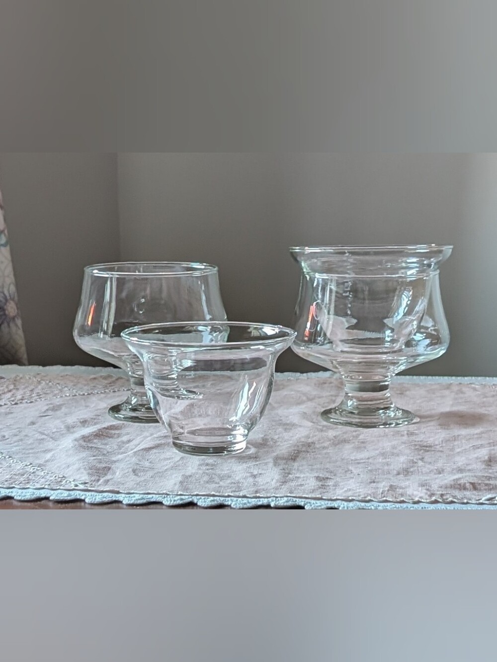 Vintage Clear Glass Shrimp Cocktail/Dessert Chiller Glasses With Liner Set of 2
